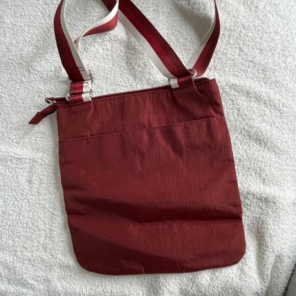 Baggalinni Red Crossbody Bag Nylon Front Pockets 10"x10" - Picture 4 of 6